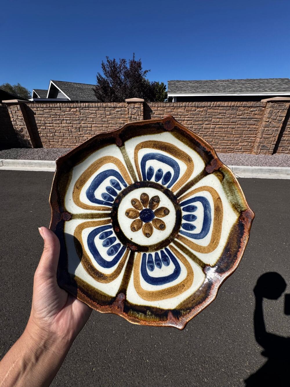Ken Edwards El Palomar Tonalá lotus pattern ceramic plate from Mexico 70s